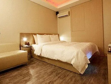 Happy Tears Hotel